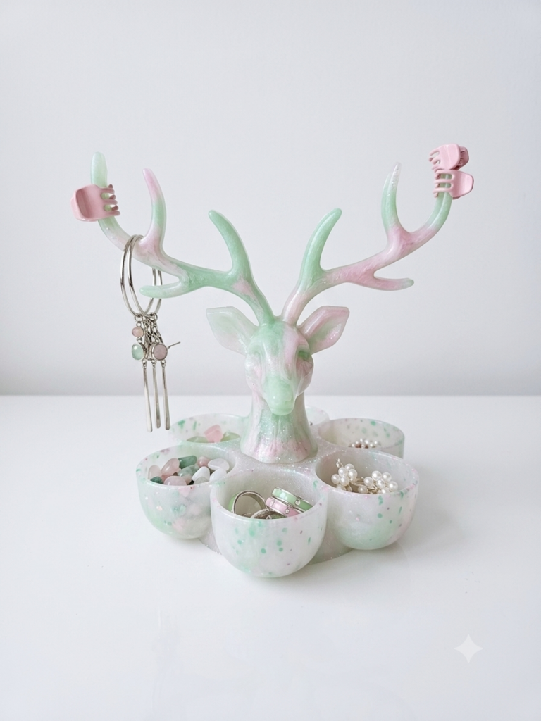 Porte-Bijoux Cerf en Résine — Couleurs Personnalisables
