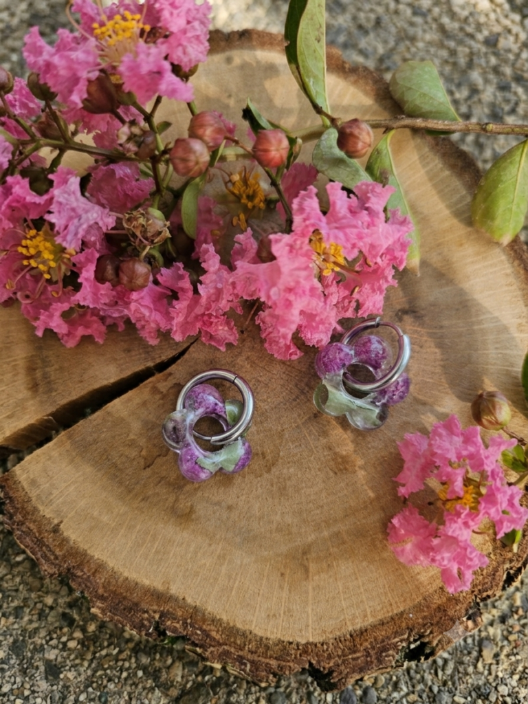 Pampille Fleurie Lila d'Inde — Modèle Unique